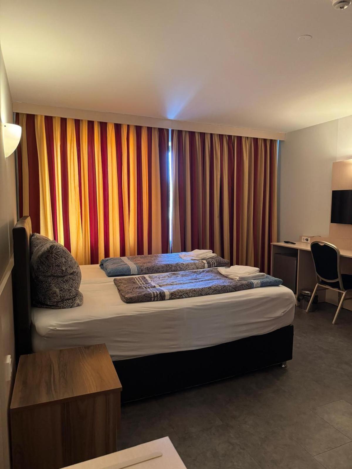 Hotel Regina Sankt Augustin Camera foto